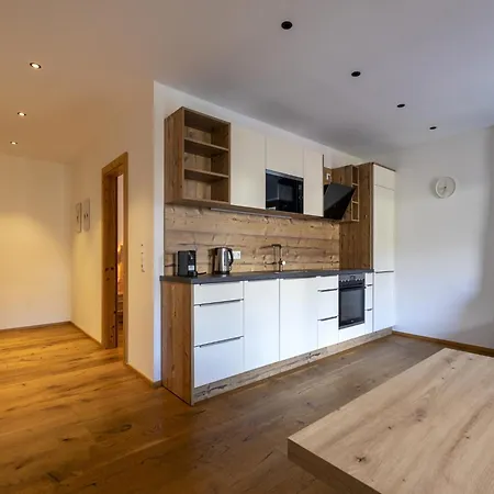 In Stubaital Near Lift, Cleaning Included Apartment