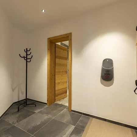 Apartment In Stubaital Near Lift, Cleaning Included Neustift im Stubaital