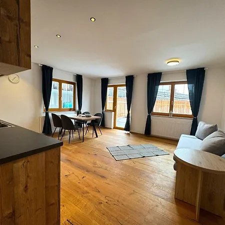 Apartmán Apartment In Stubaital Near Ski Lift, Cleaning Included Neustift im Stubaital