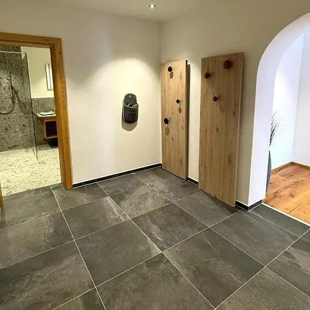 Apartment In Stubaital Near Ski Lift, Cleaning Included Neustift im Stubaital